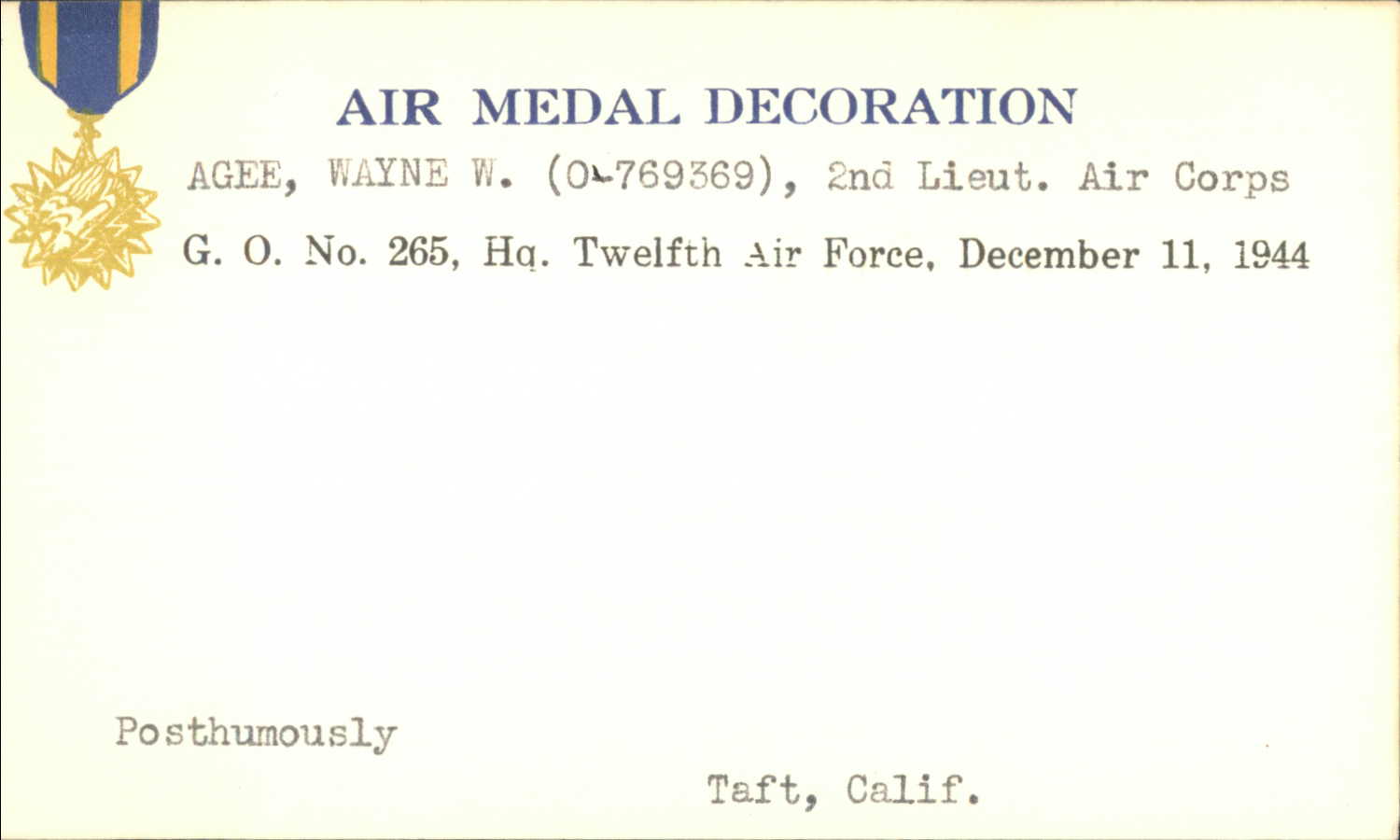 Air_medal_decoration_Wayne_Agee.jpg