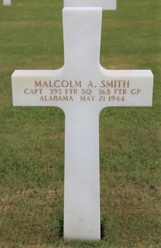 smith_malcolm_tombe.jpg