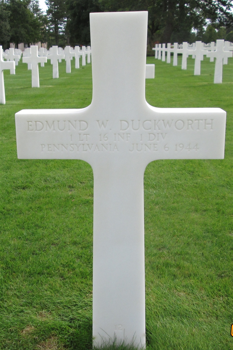 DUCKWORTH Edmund W tombe