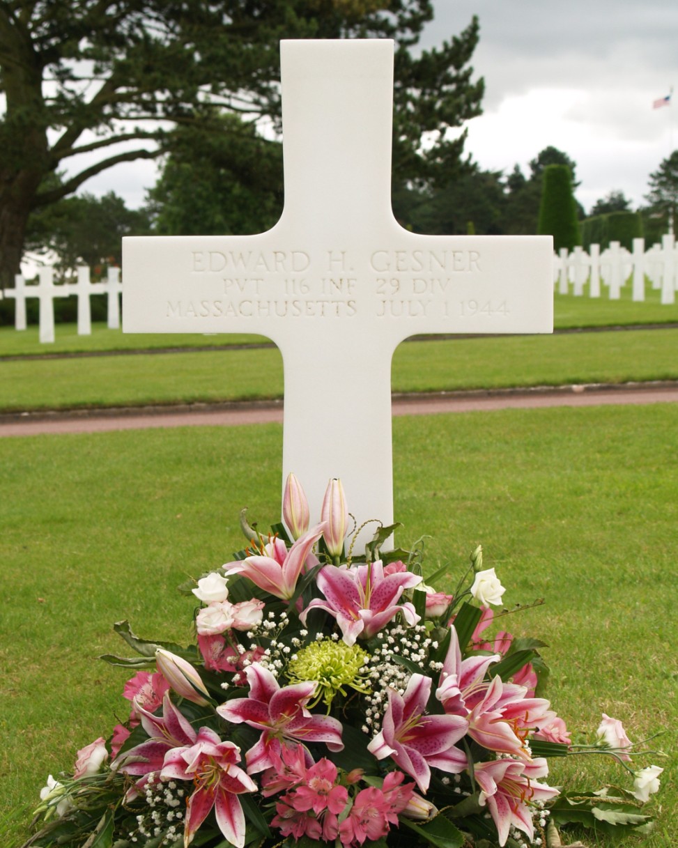gesner edward h tombe
