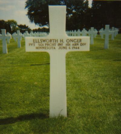 onger ellsworth h tombe