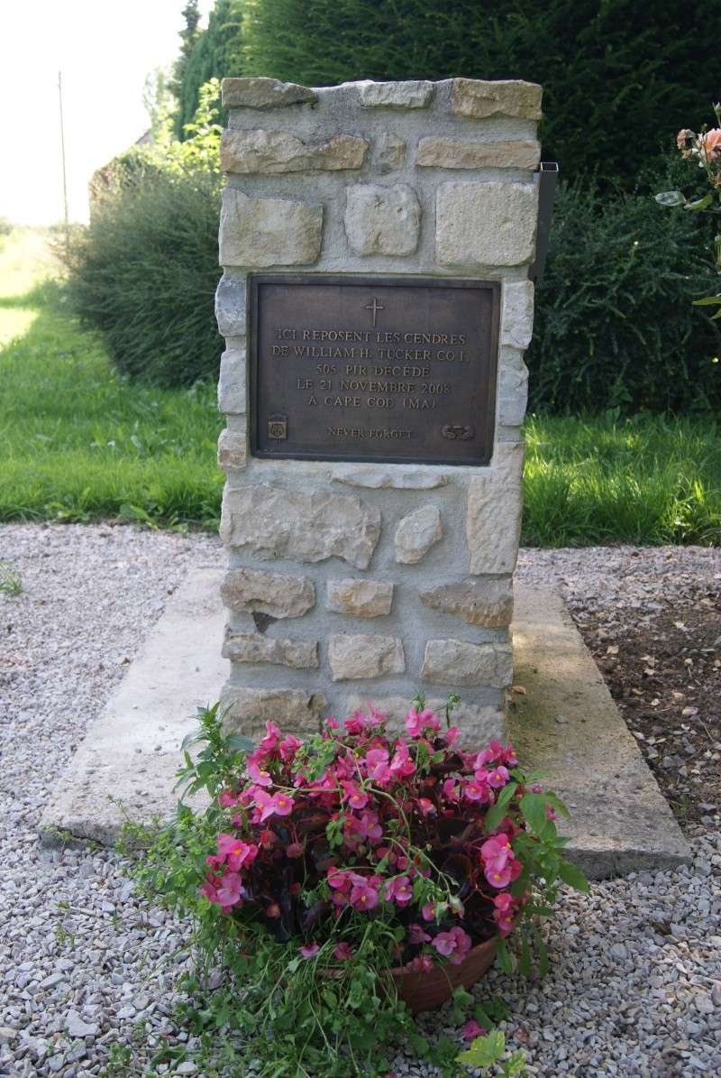 SANDEFUR TUCKER stele 2