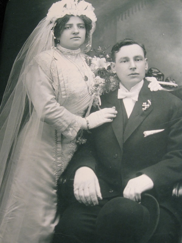 satti bartolomeo parents