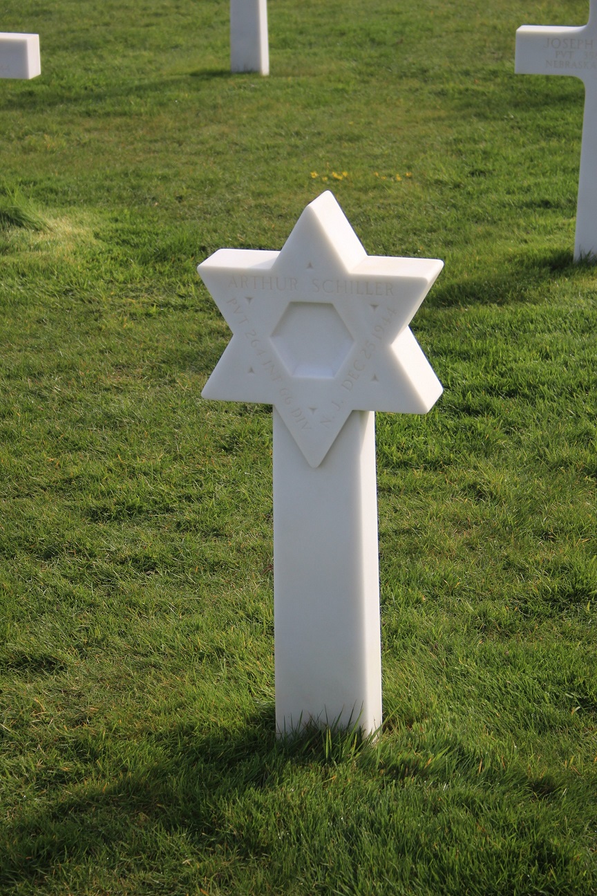 schiller_arthur_tombe