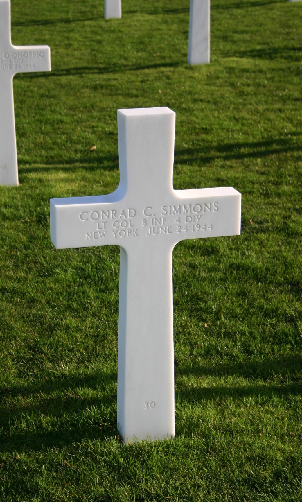 simmons conrad c tombe