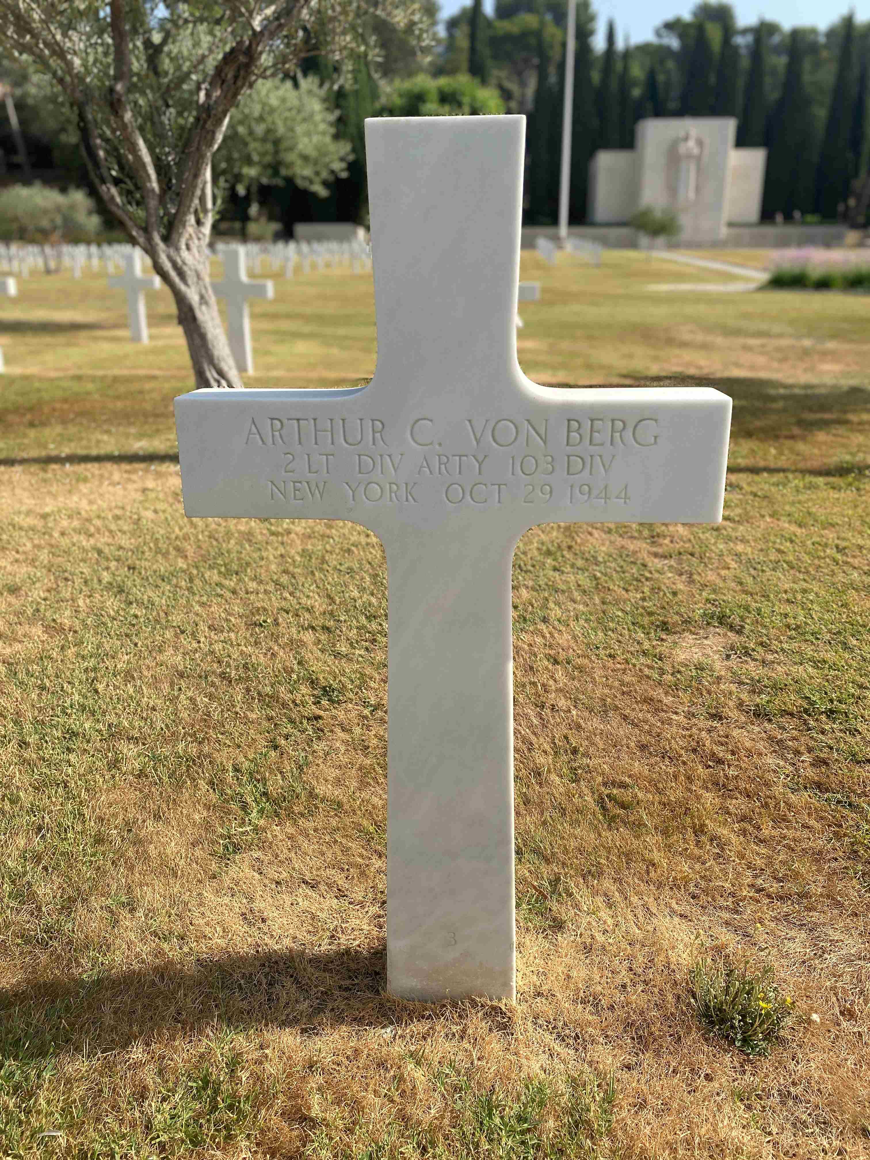 Arthur_Von_Berg.jpg