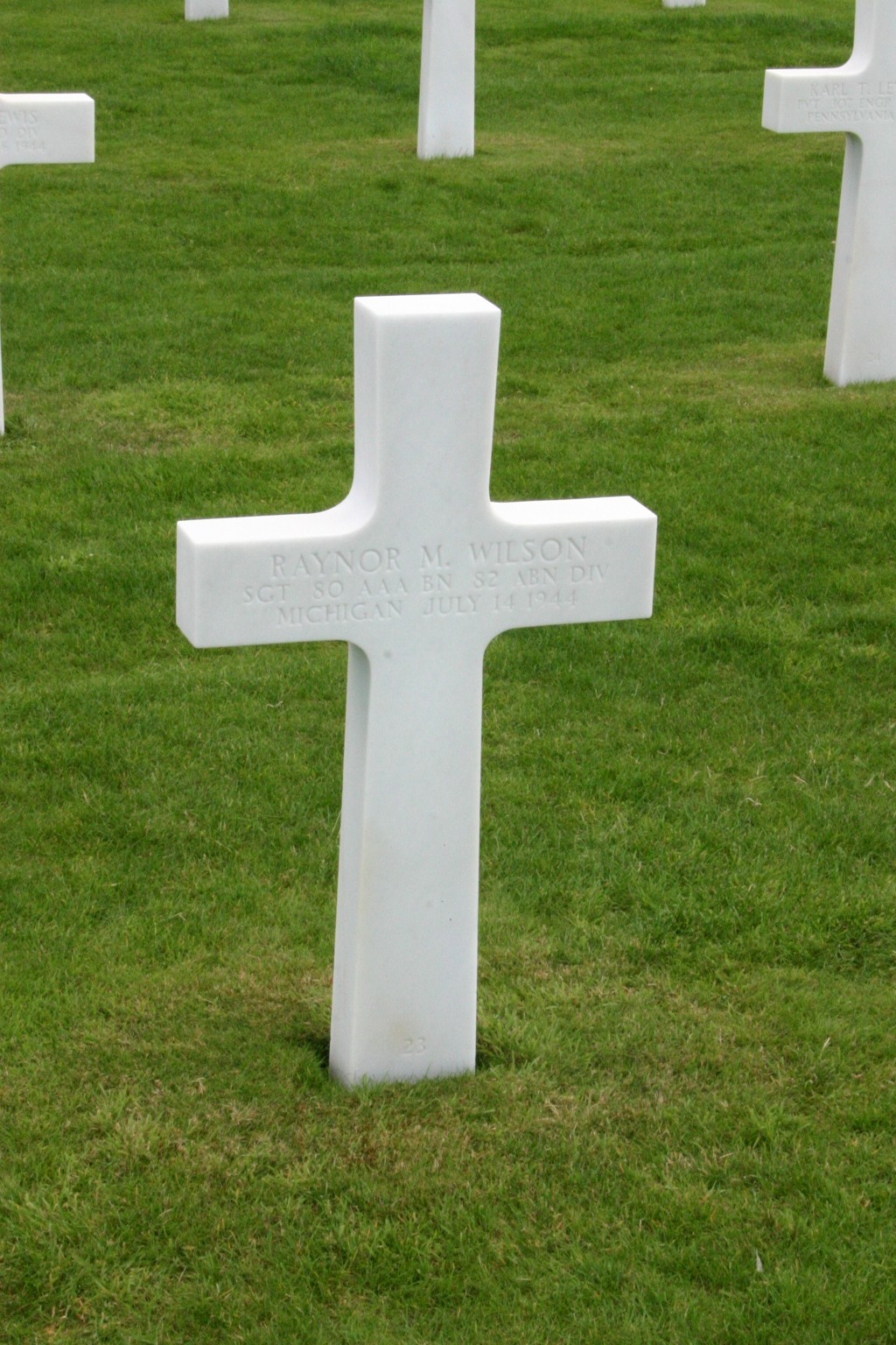 wilson raynor m tombe