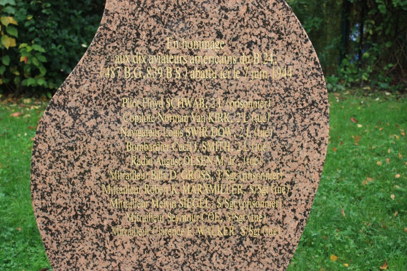 42 52624 monument