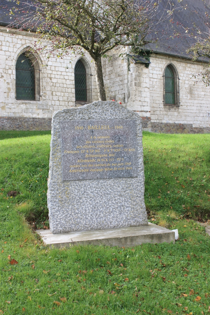 B17 42 97137 stele