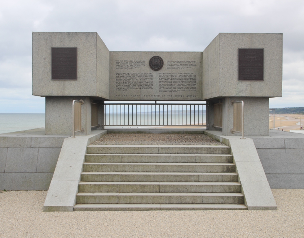 monument national guard 1