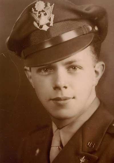 ARMSTRONG_Laurence_T