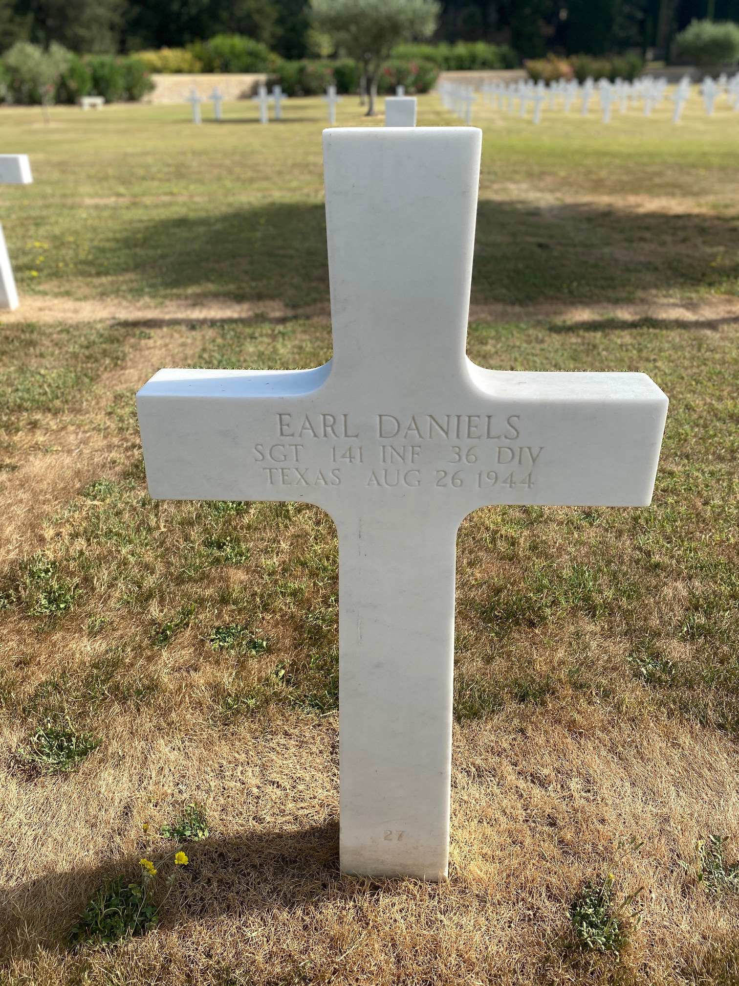 Tombe_Earl_Daniels.jpg