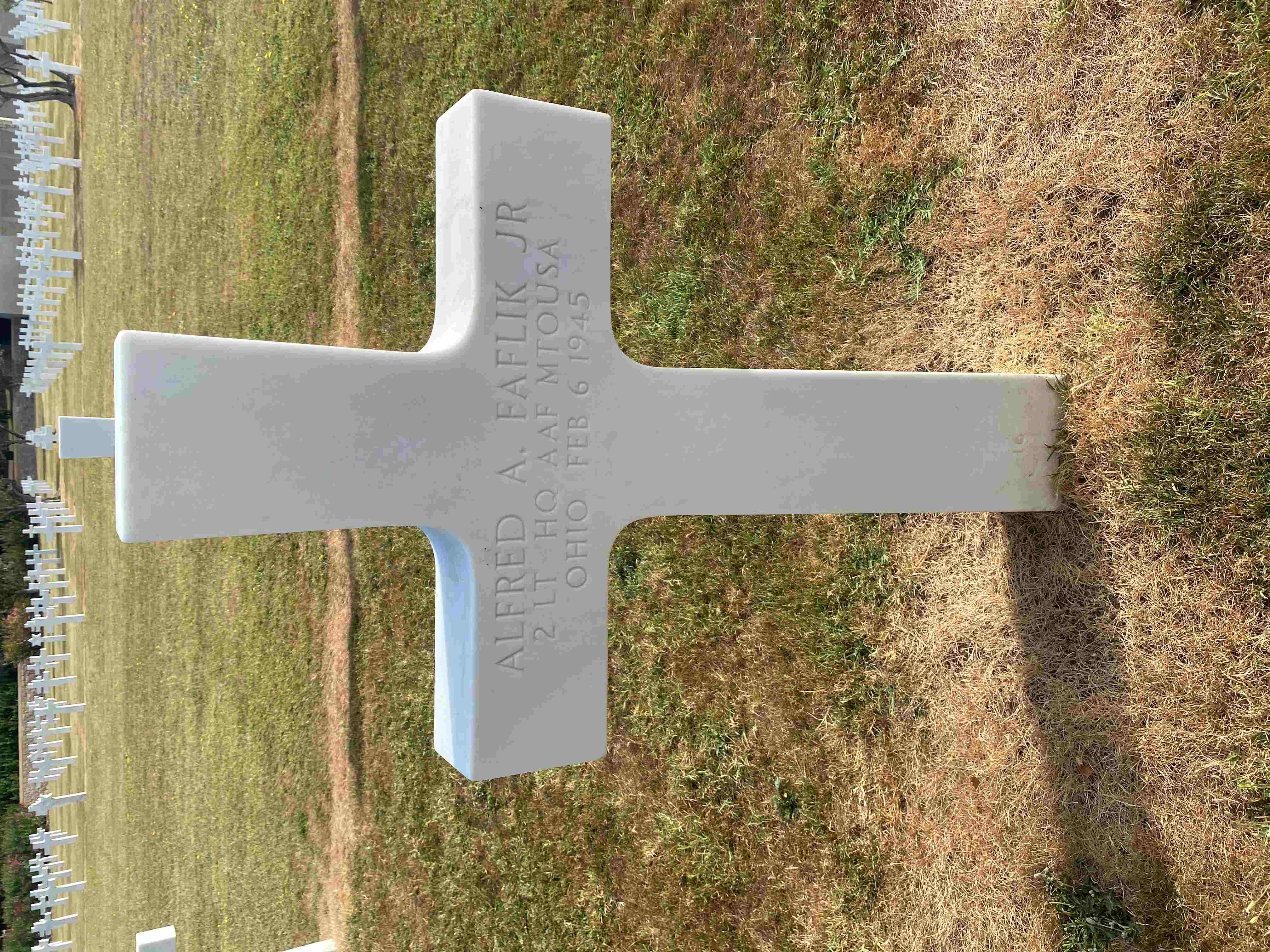 Alfred_Faflik_grave.jpg