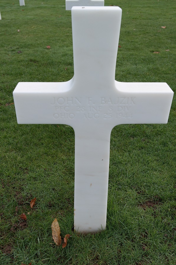 BAJZIK John F - 28 IR 8 ID