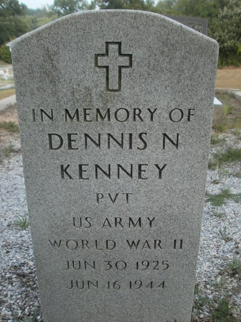 KENNEY_Dennis_N_tombe