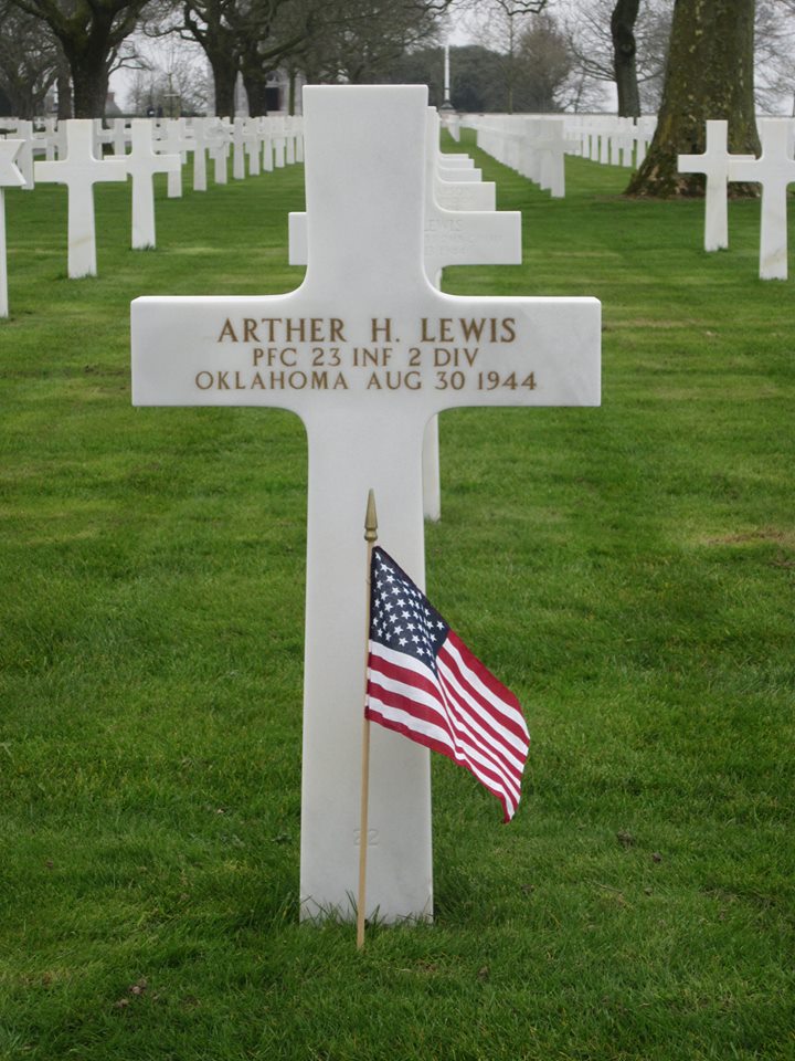 lewis arther h tombe