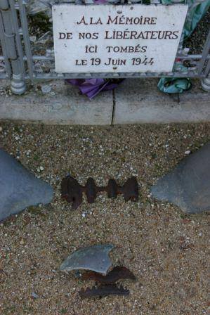 ricard Henry Herbert stele1